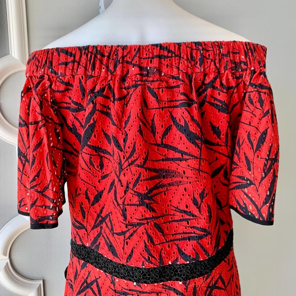 Prabal Gurung Off The Shoulder Printed Eyelet Blouse Size 6 - Picture 9 of 12